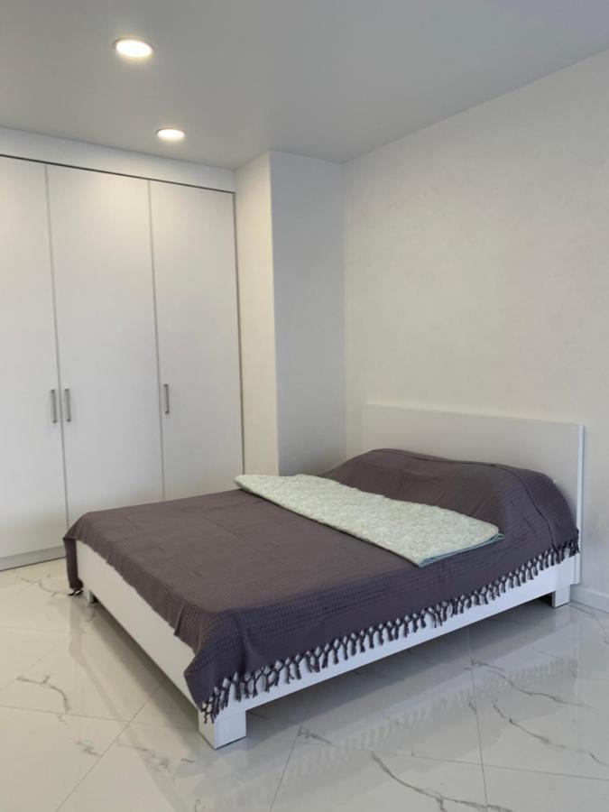 Апартаменты В Аркадии-42 Жемчужина Odessa Exterior foto